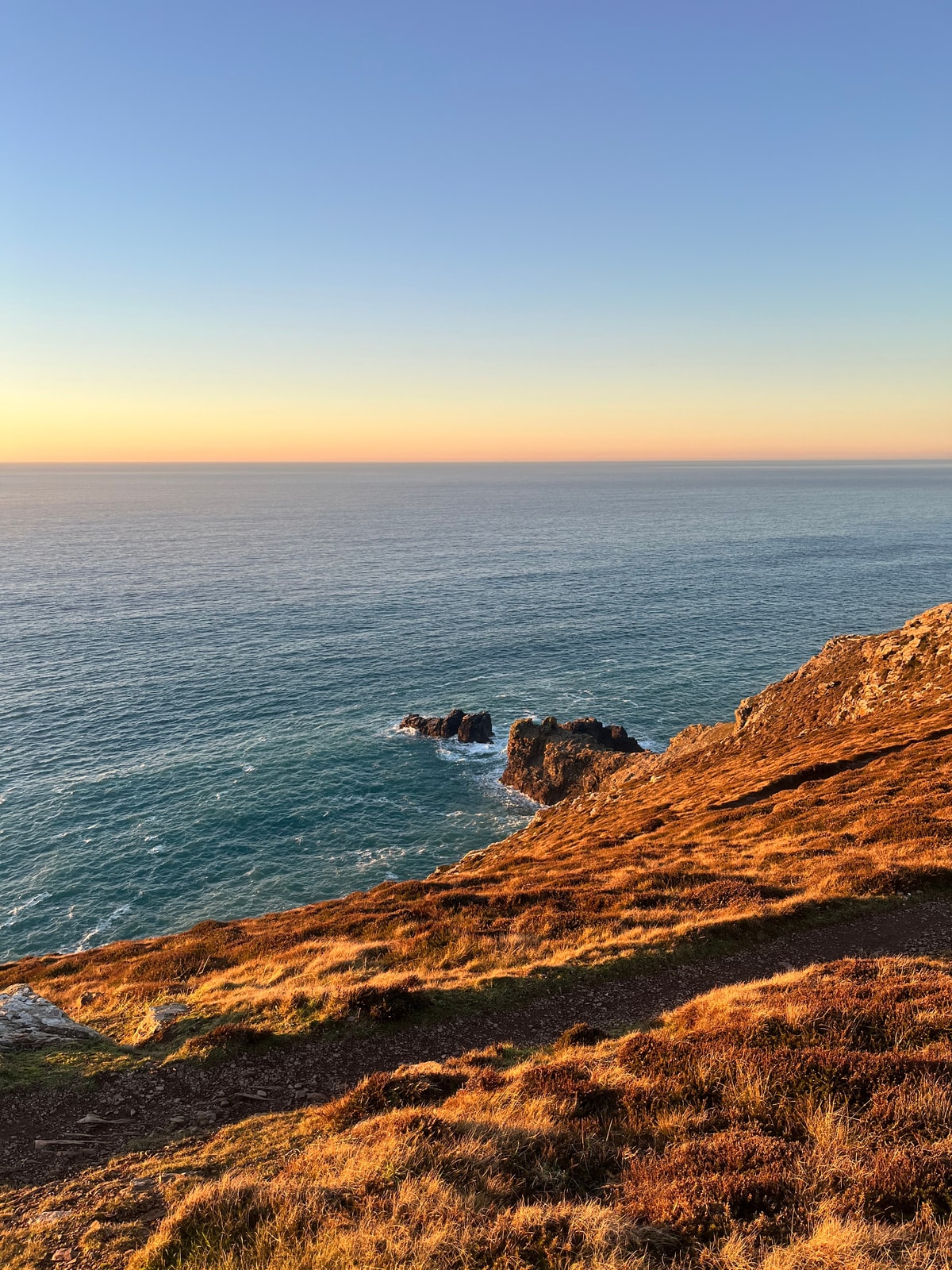 Coastal cycling escape in Cornwall: cycling in St Agnes, United Kingdom